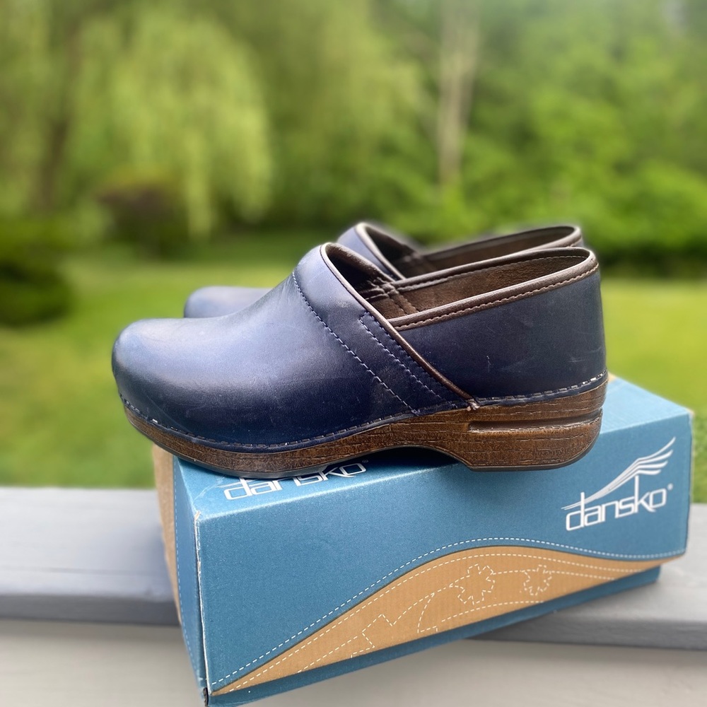 Navy XP Dansko